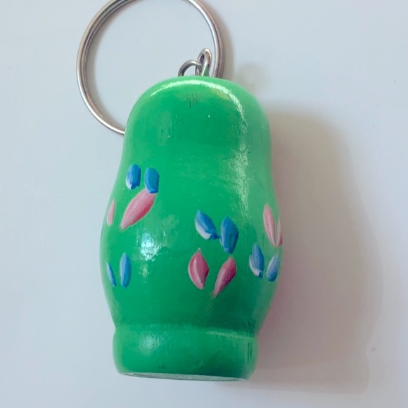 Vintage Russian Doll Keychain - Picture 2 of 3